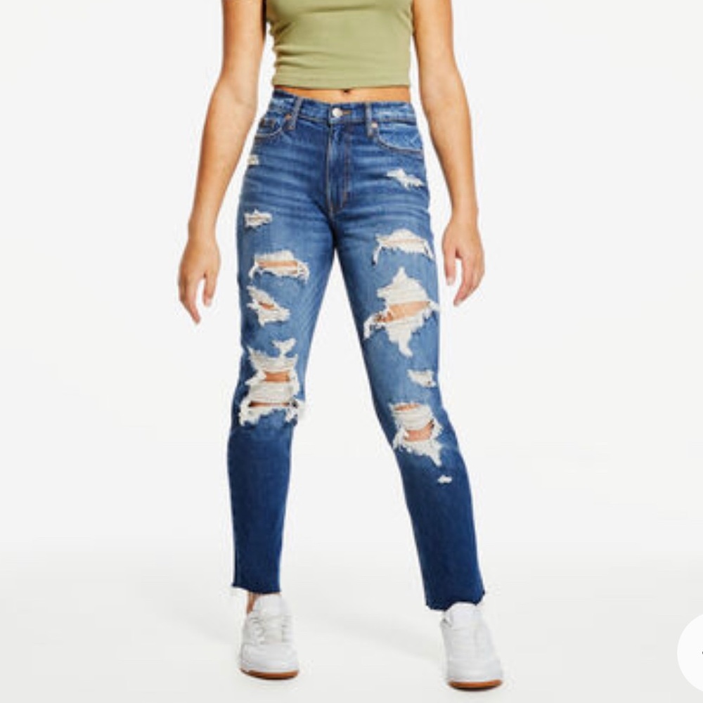 *NEW* High Rise Stretch Mom Jean -Size 12 Aeropostale